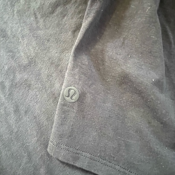 Lululemon | relaxed fit cotton blend turtleneck tee | size 8 - Picture 2 of 2